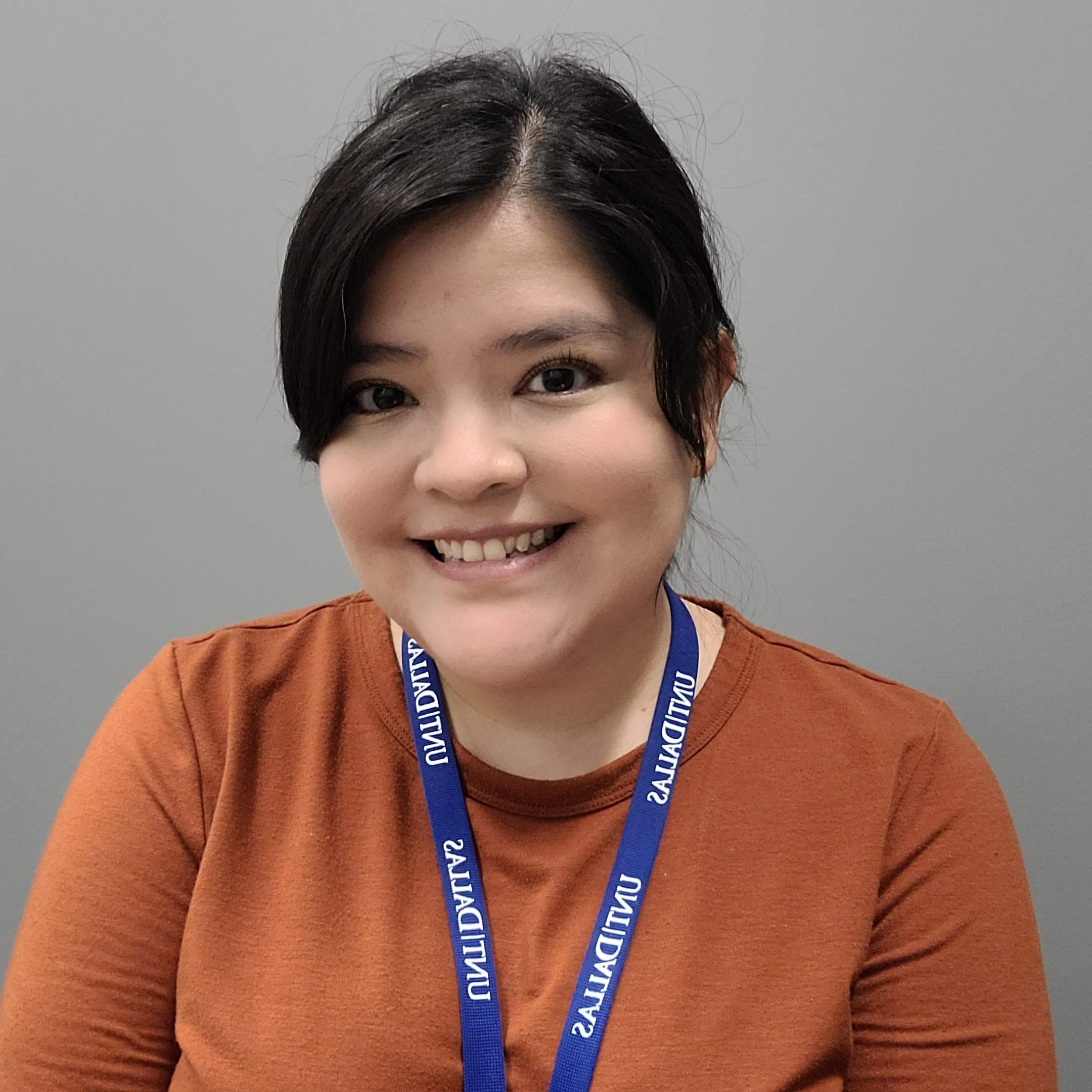 Maria Medoza headshot