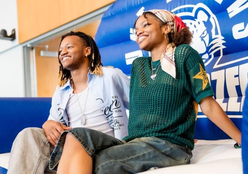 Aakira Blackmon Shows Her Trailblazer Spirit at Welcome Week with Classmate Jestyn Baker