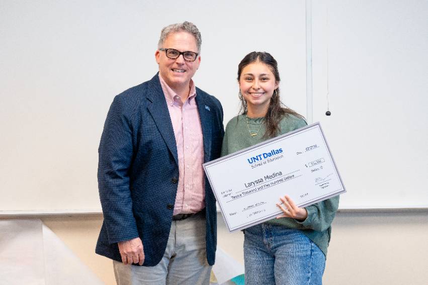 unt dallas president warren von eschenbach with student teacher laryssa medina