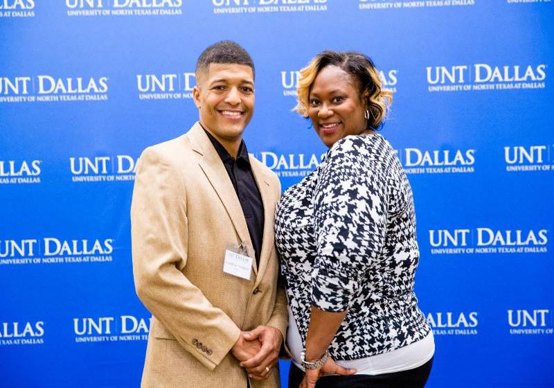 UNT Dallas Alumni at a Gathering of MBA Graduates