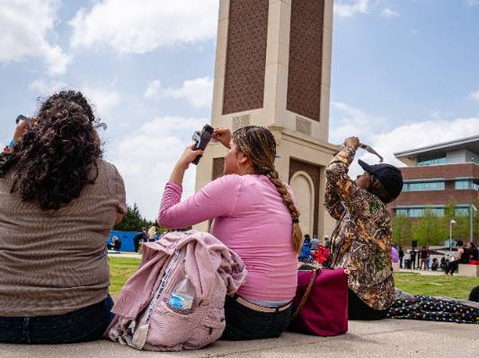 UNT Dallas Students Prepare to View the April 8 Eclipse from Their Vantage Point on Campus