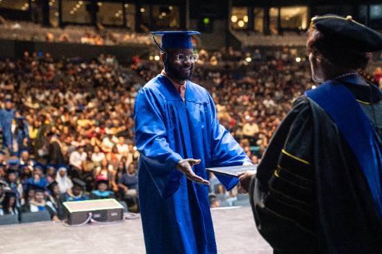 spring 2024 commencement