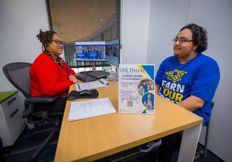 Academic Advisors Will Guide Students Through Their Course Options with One-on-One Support