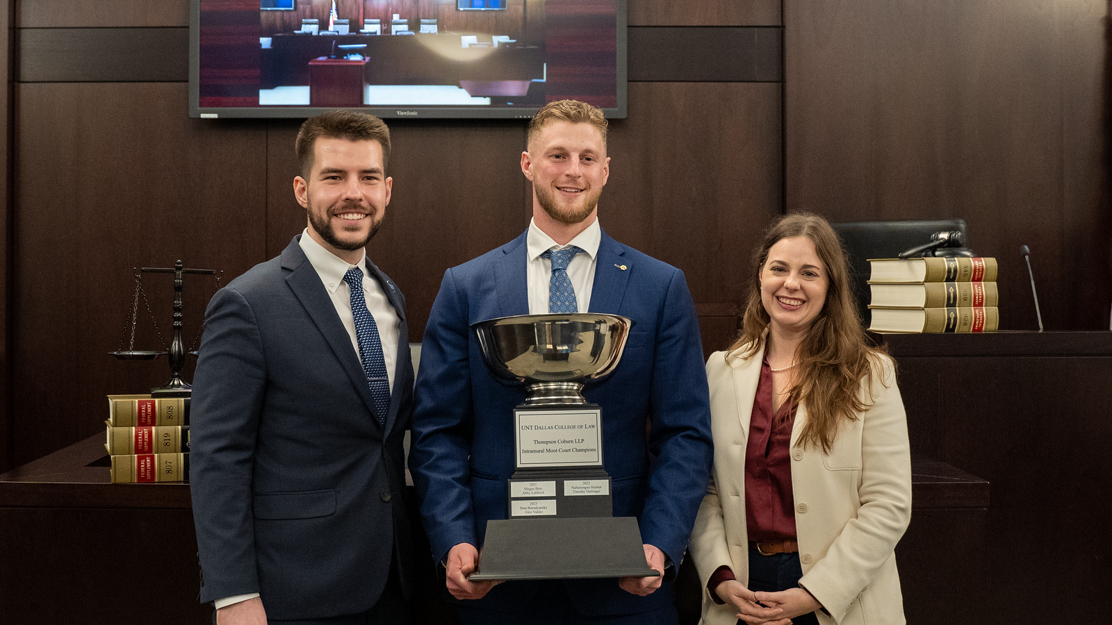Allie Van Stean with UNT Dallas Law Students