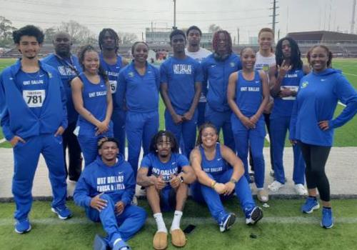 Jada Cole and Jocelyn Owens with Other Members of the Women's and Men's Track and Field Teams